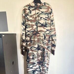 Swift; came fleece stadium jacket with detachable lower half, men;s size XL